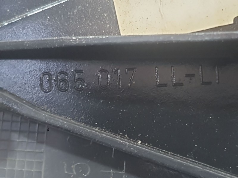 Recambio de retrovisor izquierdo para opel corsa c (x01) 1.4 (f08, f68) referencia OEM IAM 24420990  