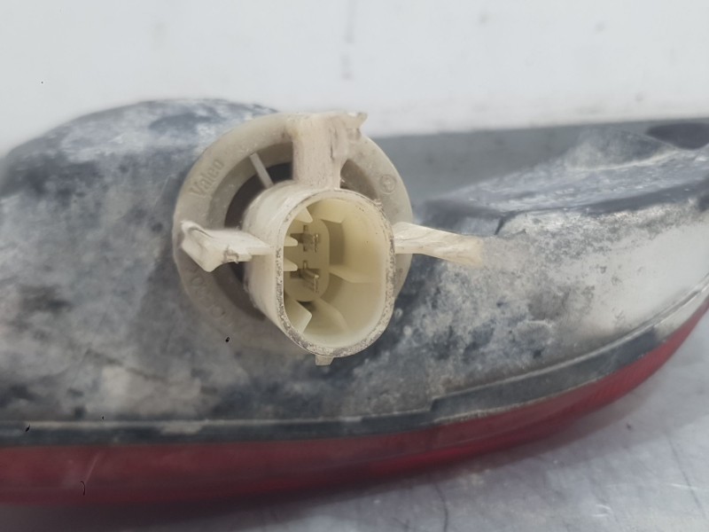Recambio de piloto trasero izquierdo paragolpes para opel corsa c (x01) 1.4 (f08, f68) referencia OEM IAM 24409337  