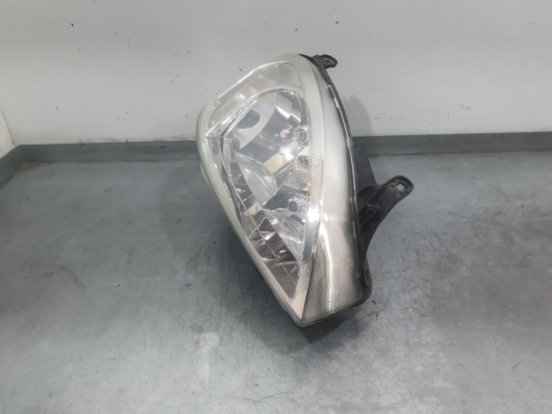 Recambio de faro derecho para opel corsa c (x01) 1.4 (f08, f68) referencia OEM IAM 9196232  