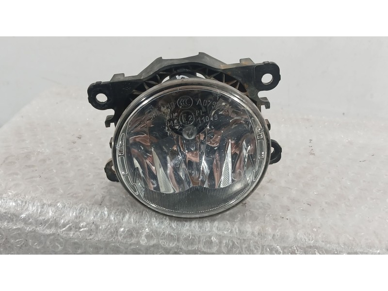 Recambio de faro antiniebla derecho para dacia duster (hs_) 1.2 tce 125 referencia OEM IAM 8200074008  