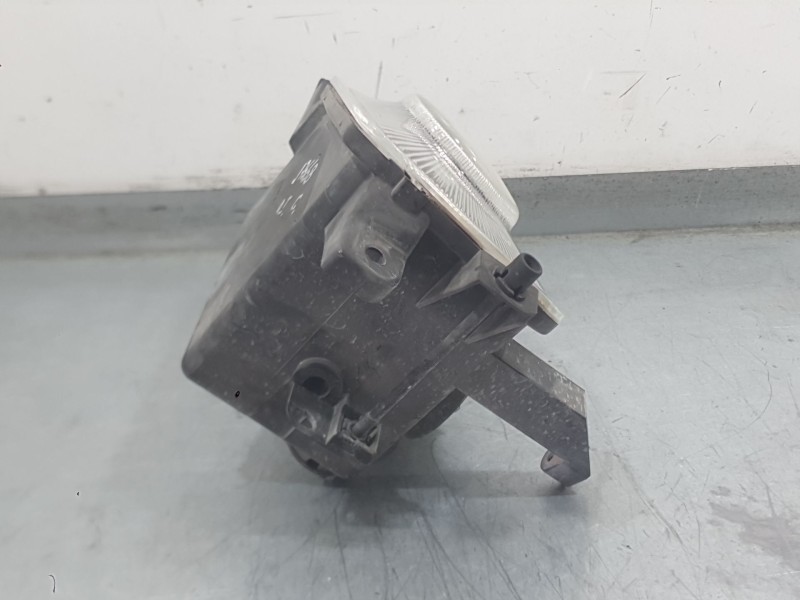 Recambio de faro antiniebla izquierdo para opel corsa c (x01) 1.4 (f08, f68) referencia OEM IAM 13270397  