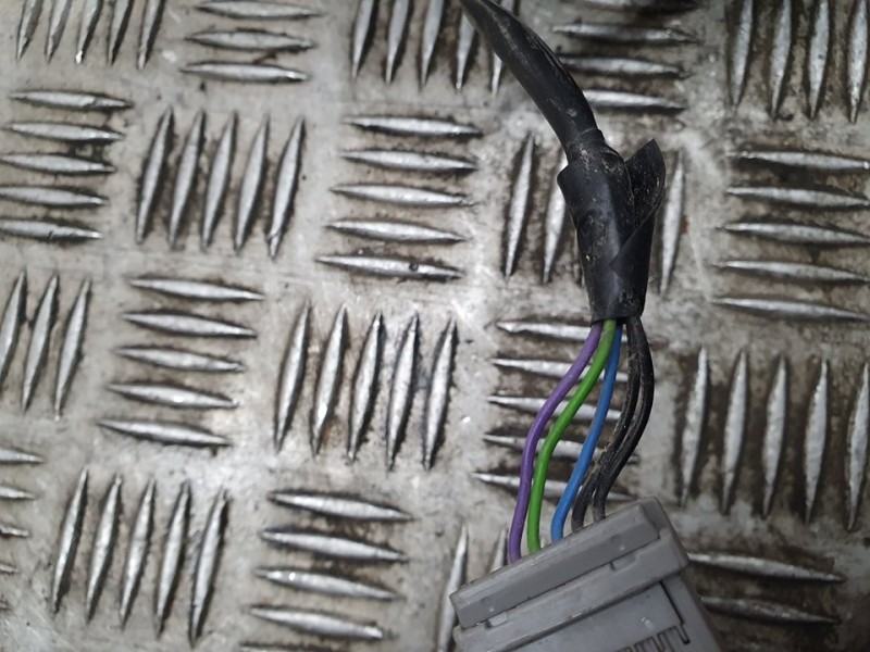 Recambio de retrovisor izquierdo para nissan primera berlina (p12) acenta referencia OEM IAM 96302AU419  ELECTRICO