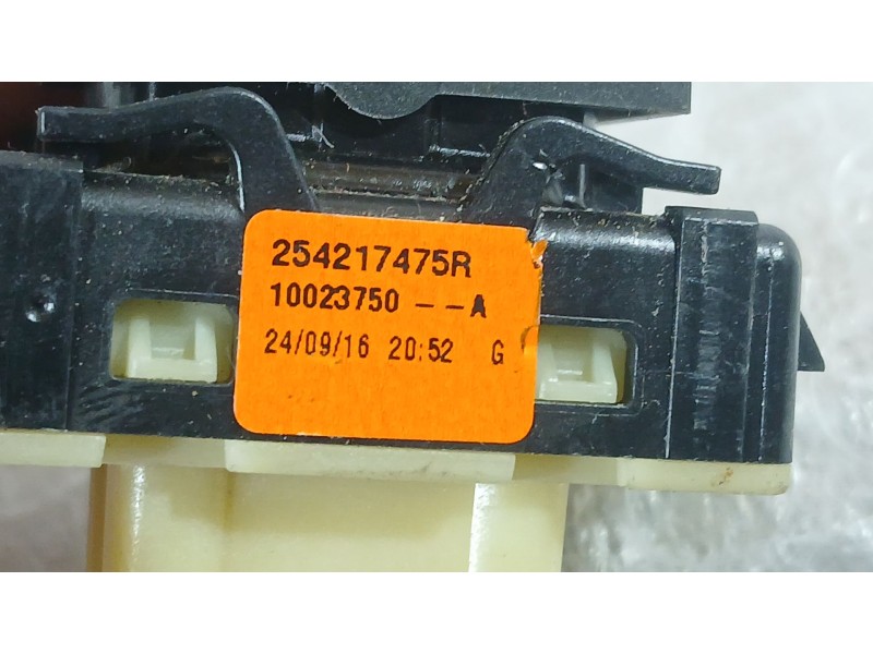 Recambio de mando elevalunas delantero derecho para dacia duster (hs_) 1.2 tce 125 referencia OEM IAM 8200602227  