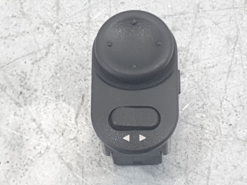 Recambio de mando retrovisor para opel corsa c (x01) 1.4 (f08, f68) referencia OEM IAM 24411034  
