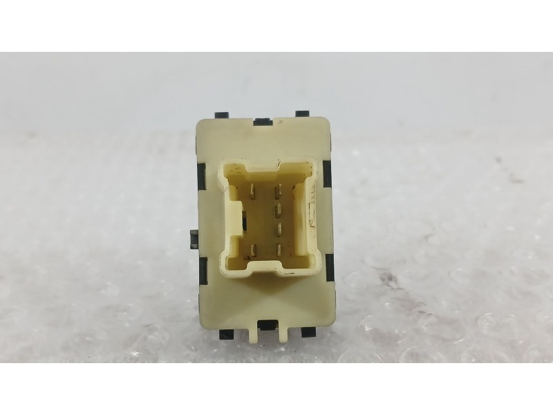 Recambio de mando elevalunas trasero izquierdo para dacia duster (hs_) 1.2 tce 125 referencia OEM IAM 8200467793  