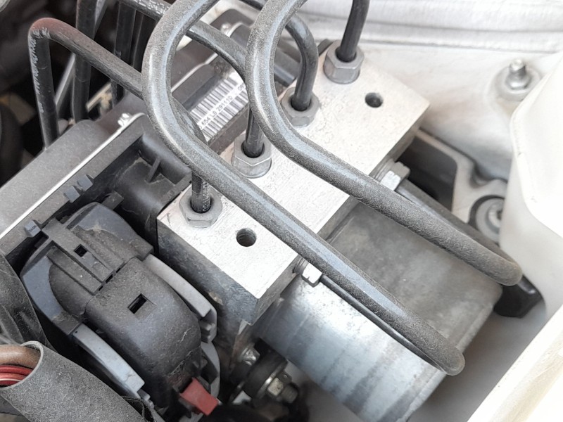 Recambio de abs para seat exeo (3r2) 1.8 tsi referencia OEM IAM 8E0614517BG  