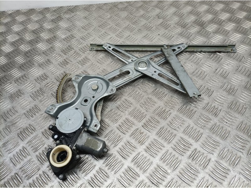 Recambio de elevalunas delantero izquierdo para toyota avensis (t27) active referencia OEM IAM 8570202020 961919100 ELECTRICO 10