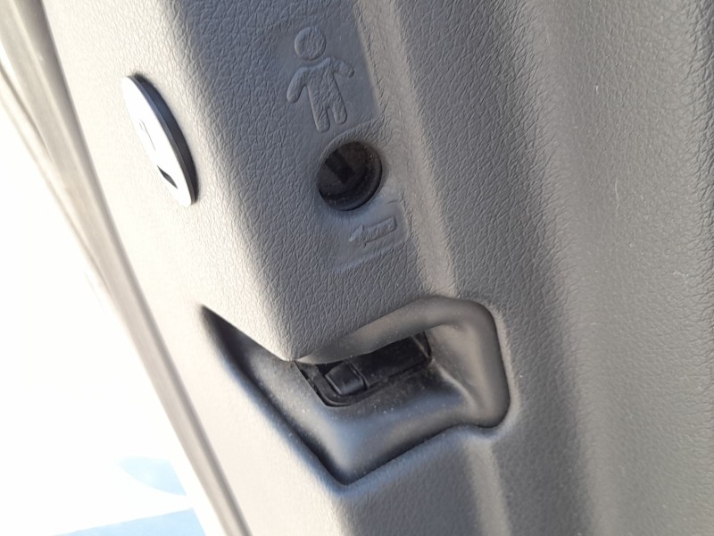 Recambio de cerradura puerta trasera izquierda para seat exeo (3r2) 1.8 tsi referencia OEM IAM 8E0839015AA  