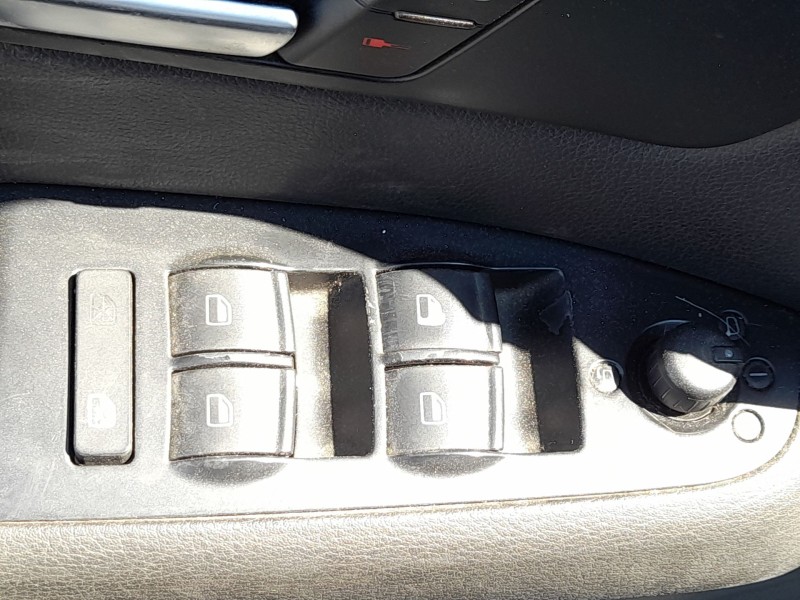 Recambio de mando elevalunas delantero izquierdo para seat exeo (3r2) 1.8 tsi referencia OEM IAM 8E0959851D5PR C/MANDO RETROVISO