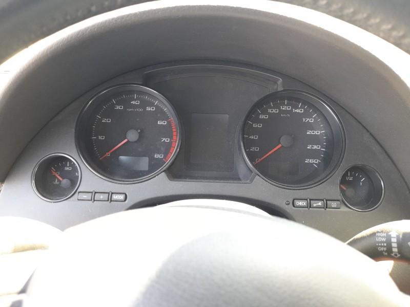 Recambio de cuadro instrumentos para seat exeo (3r2) 1.8 tsi referencia OEM IAM 3R0920800FX  