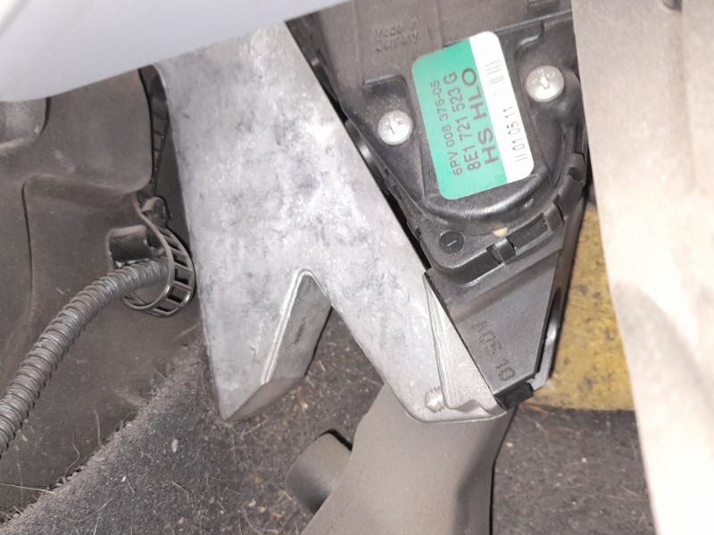 Recambio de potenciometro pedal para seat exeo (3r2) 1.8 tsi referencia OEM IAM 8E1721523G  