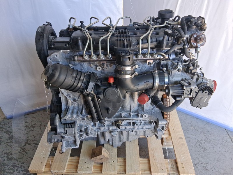 Recambio de motor completo para volvo v40 hatchback (525) d3 referencia OEM IAM D5204T6  