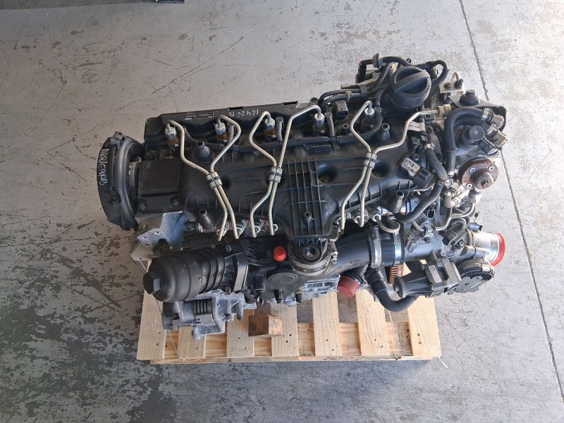 Recambio de motor completo para volvo v40 hatchback (525) d3 referencia OEM IAM D5204T6  