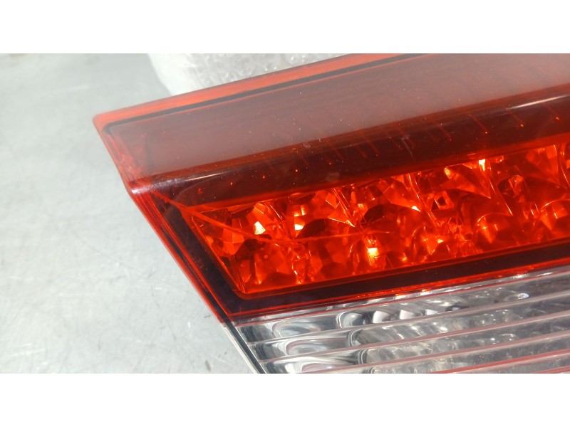 Recambio de piloto trasero izquierdo interior para renault laguna iii (bt0/1) 1.5 dci (bt00, bt0a, bt0t, bt1j) referencia OEM IA