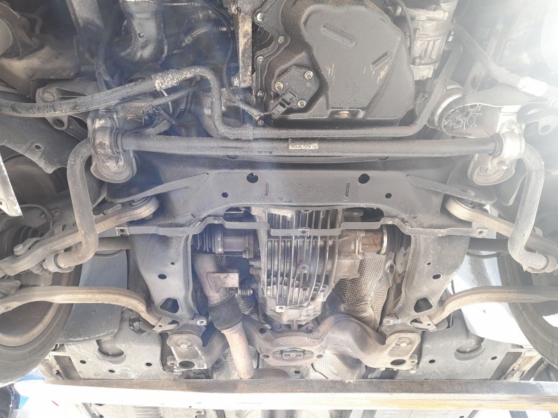 Recambio de puente delantero para seat exeo (3r2) 1.8 tsi referencia OEM IAM 8E0399313BD  