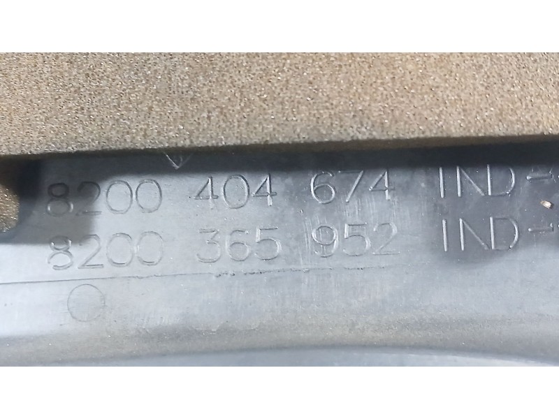 Recambio de tapa motor para renault laguna iii (bt0/1) 1.5 dci (bt00, bt0a, bt0t, bt1j) referencia OEM IAM 8200404674  