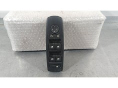 MANDO ELEVALUNAS DELANTERO IZQUIERDO 809610007R 