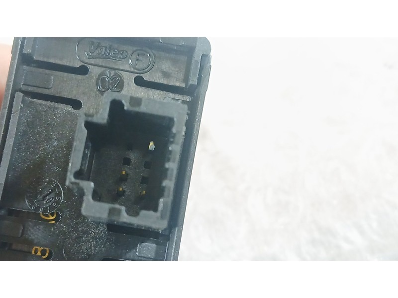 Recambio de mando elevalunas delantero derecho para renault laguna iii (bt0/1) 1.5 dci (bt00, bt0a, bt0t, bt1j) referencia OEM I