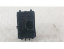 Recambio de mando elevalunas trasero derecho para renault laguna iii (bt0/1) 1.5 dci (bt00, bt0a, bt0t, bt1j) referencia OEM IAM