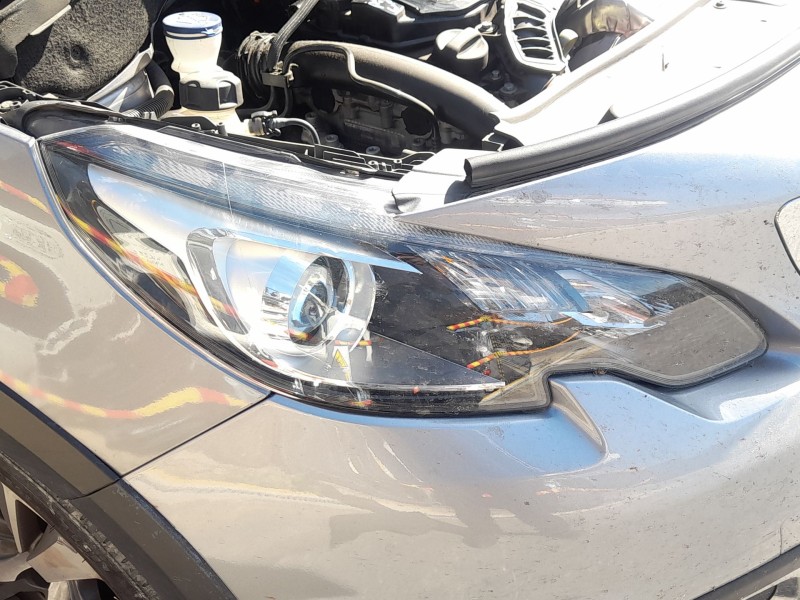 Recambio de faro derecho para peugeot 2008 i (cu_) 1.2 thp 110 / puretech 110 referencia OEM IAM 1685353880  