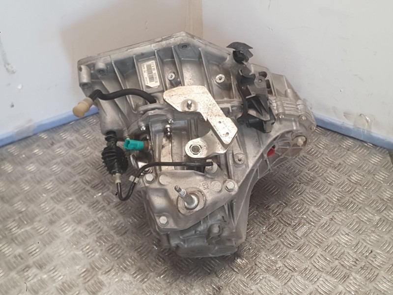 Recambio de caja cambios para dacia duster (hs_) 1.2 tce 125 referencia OEM IAM TL4082 320108419R 