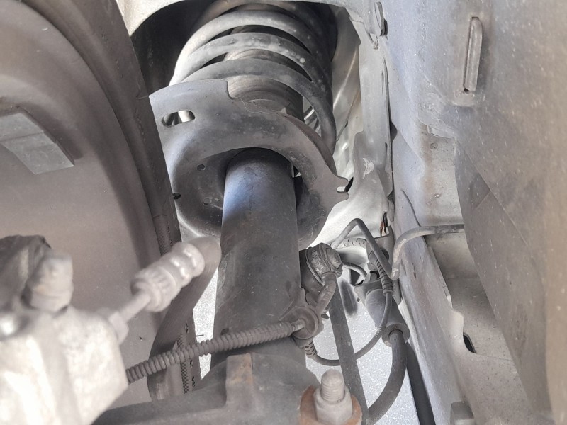 Recambio de amortiguador delantero derecho para peugeot 2008 i (cu_) 1.2 thp 110 / puretech 110 referencia OEM IAM 9676635980  