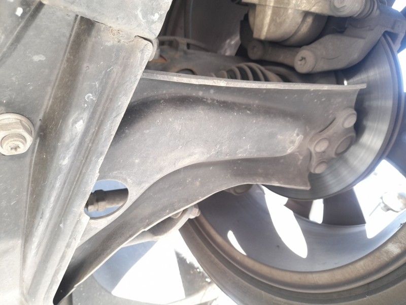 Recambio de brazo suspension inferior delantero izquierdo para peugeot 2008 i (cu_) 1.2 thp 110 / puretech 110 referencia OEM IA