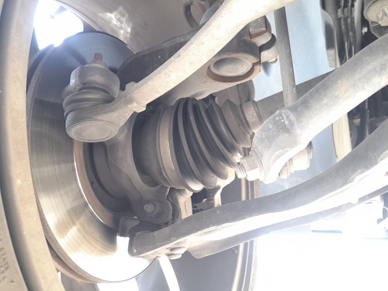 Recambio de mangueta delantera izquierda para peugeot 2008 i (cu_) 1.2 thp 110 / puretech 110 referencia OEM IAM 364690  