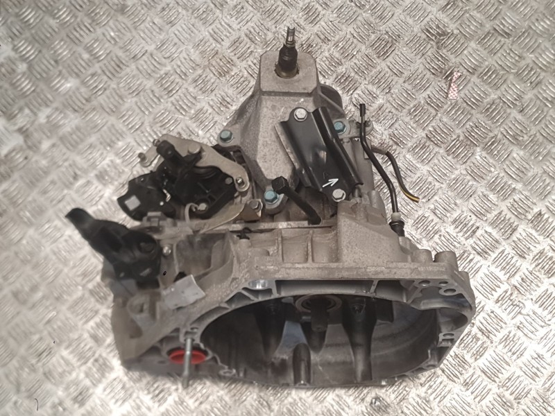 Recambio de caja cambios para nissan micra v (k14) 0.9 ig-t referencia OEM IAM JH3379 5VELOCIDADES S054699
