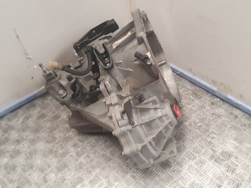 Recambio de caja cambios para renault megane iv hatchback (b9a/m/n_) 1.6 dci 130 (b9a4) referencia OEM IAM ND4014 320101914R 