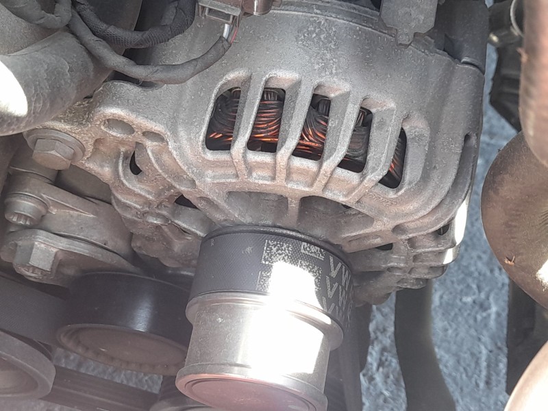 Recambio de alternador para seat leon st (5f8) 1.4 tsi referencia OEM IAM 04E903015G 04E903015GX 