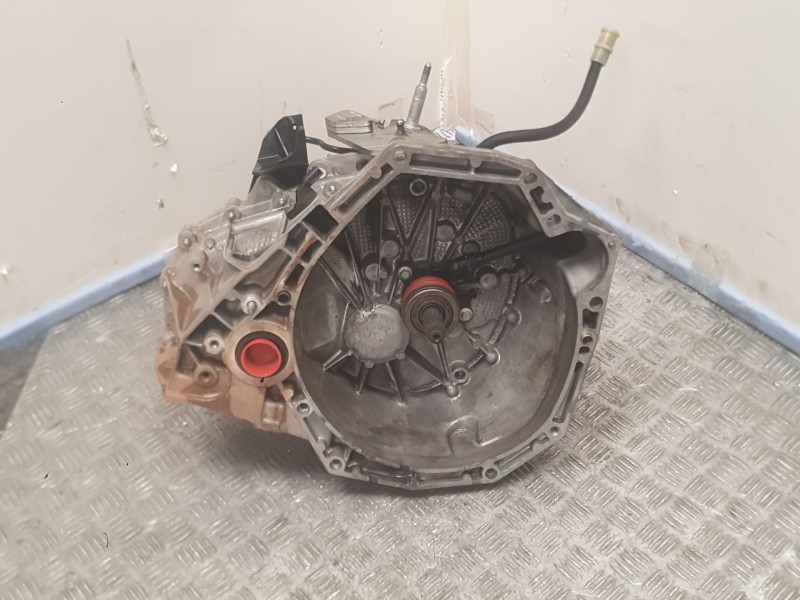 Recambio de caja cambios para dacia duster (hs_) 1.5 dci referencia OEM IAM TL4075 320105644R 
