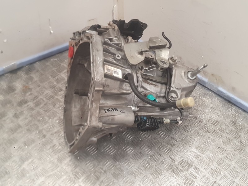 Recambio de caja cambios para dacia duster (hs_) 1.5 dci referencia OEM IAM TL4075 320105644R 