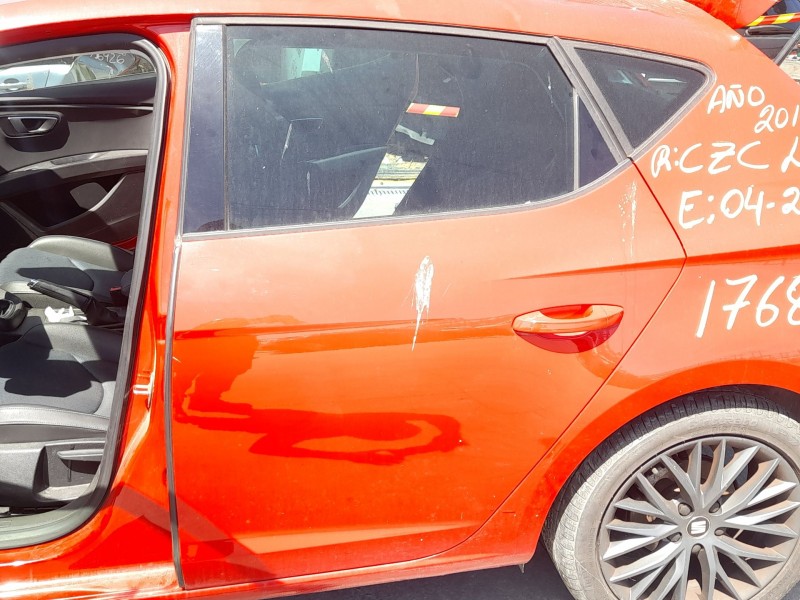 Recambio de puerta trasera izquierda para seat leon st (5f8) 1.4 tsi referencia OEM IAM 5F4833055  