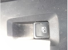 MANDO ELEVALUNAS DELANTERO DERECHO 5G0959855RIHA 