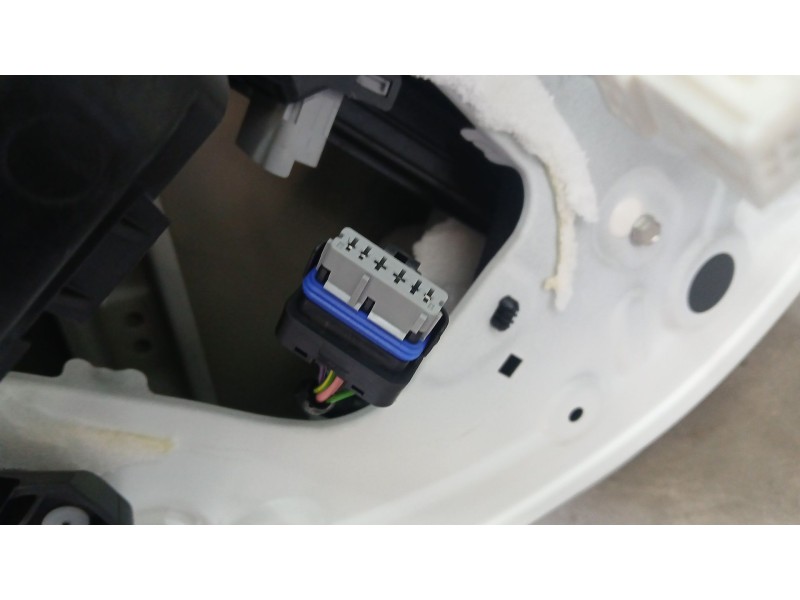 Recambio de elevalunas trasero izquierdo para opel corsa f (p2jo) 1.2 (68) referencia OEM IAM 9829045980 6 PINS 