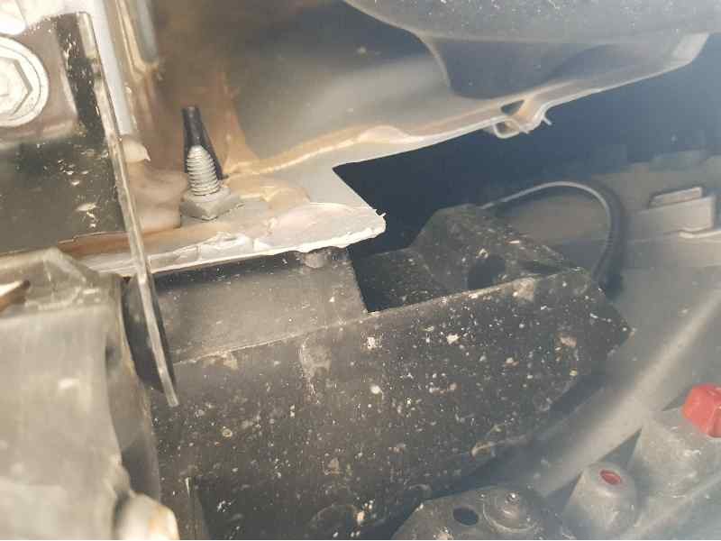 Recambio de refuerzo paragolpes trasero para renault clio v techno referencia OEM IAM 850904000R  