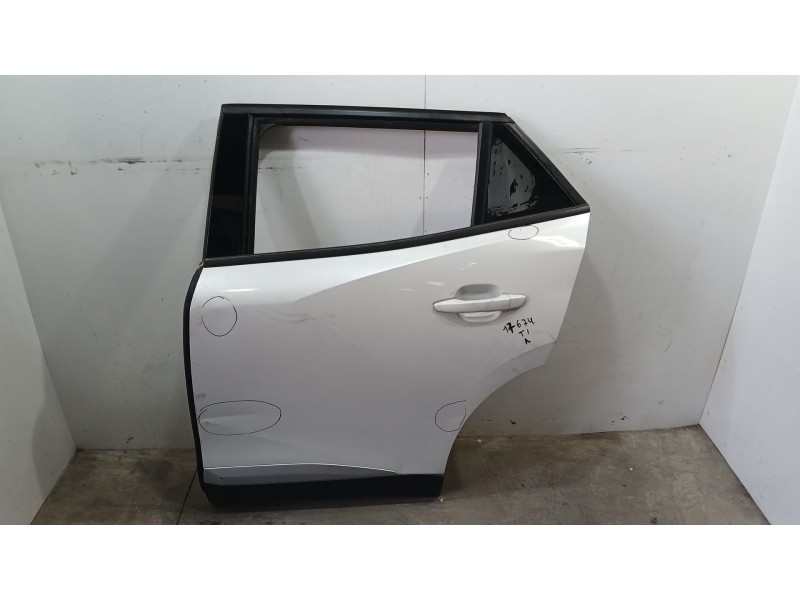 Recambio de puerta trasera izquierda para peugeot 2008 ii (ud_, us_, uy_, uj_, ur_, uc_) 1.2 puretech 130 referencia OEM IAM 983