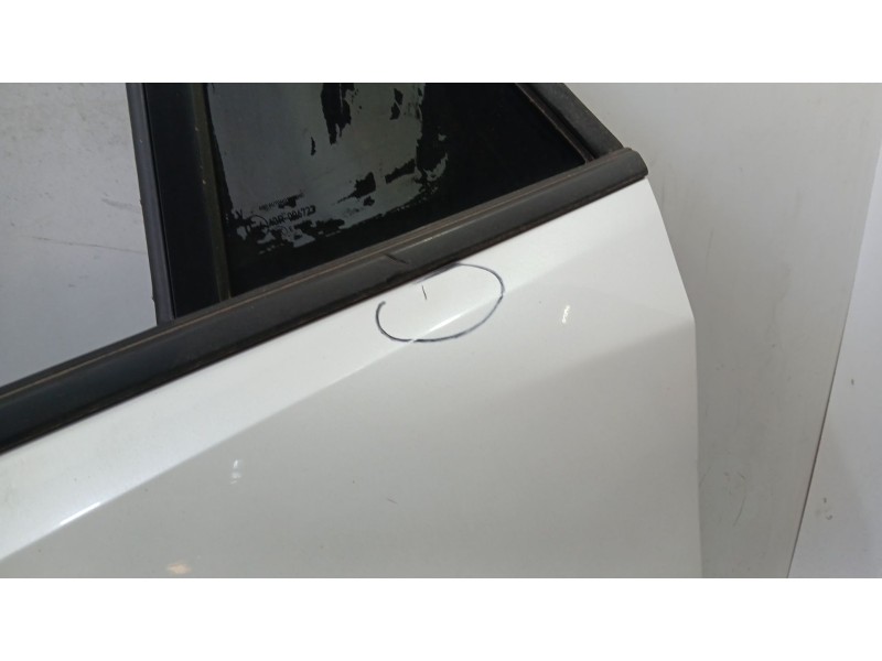 Recambio de puerta trasera izquierda para peugeot 2008 ii (ud_, us_, uy_, uj_, ur_, uc_) 1.2 puretech 130 referencia OEM IAM 983