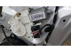 ELEVALUNAS TRASERO IZQUIERDO 827010001R 