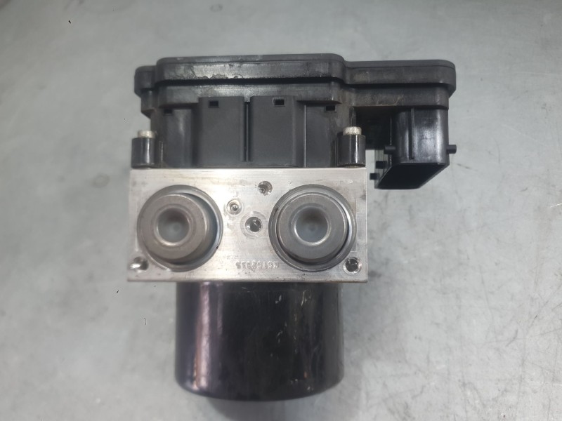 Recambio de abs para opel astra j (p10) 1.6 cdti (68) referencia OEM IAM 13319712  