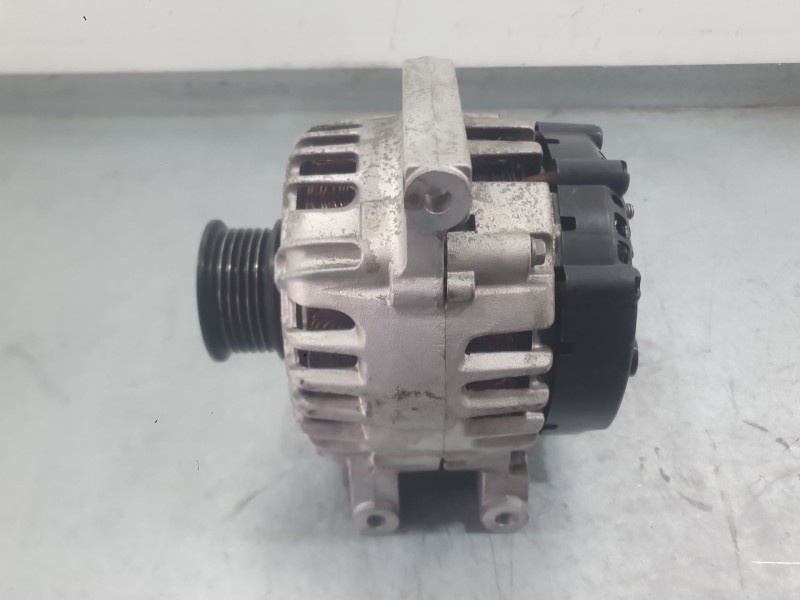 Recambio de alternador para opel astra j (p10) 1.6 cdti (68) referencia OEM IAM 13586367 95519901 