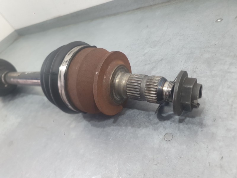 Recambio de transmision delantera izquierda para opel astra j (p10) 1.6 cdti (68) referencia OEM IAM 13335140 1677188180 9552049