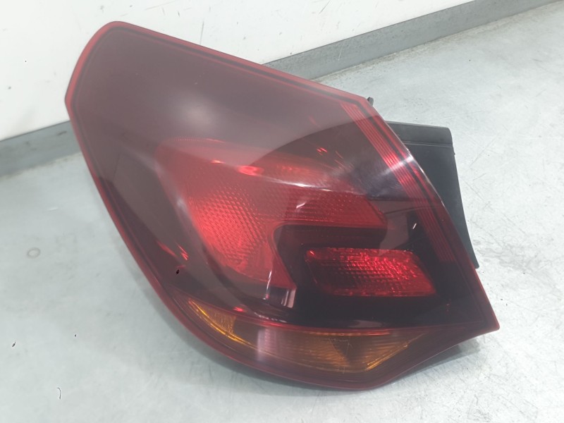 Recambio de piloto trasero izquierdo interior para opel astra j (p10) 1.6 cdti (68) referencia OEM IAM 13306453  
