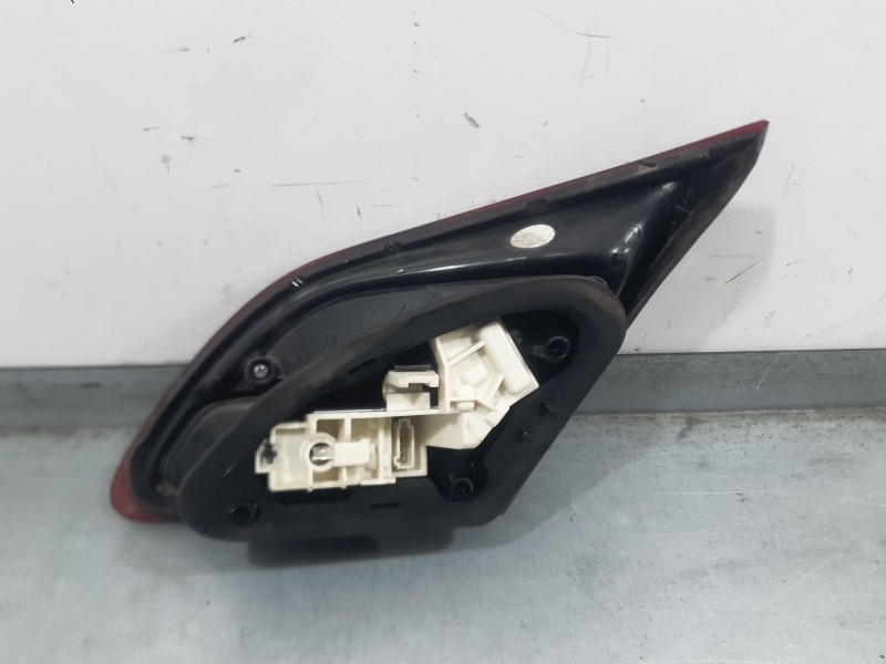 Recambio de piloto trasero izquierdo interior para opel astra j (p10) 1.6 cdti (68) referencia OEM IAM 13306455  