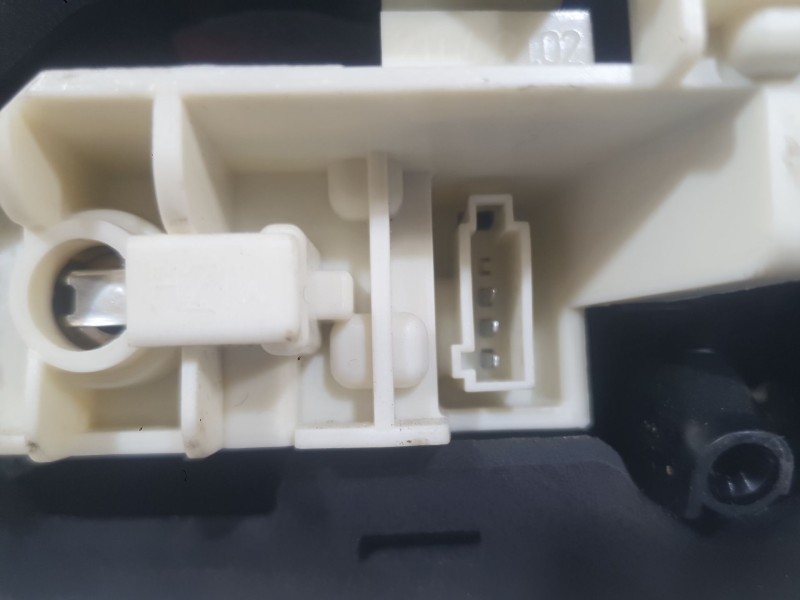 Recambio de piloto trasero izquierdo interior para opel astra j (p10) 1.6 cdti (68) referencia OEM IAM 13306455  