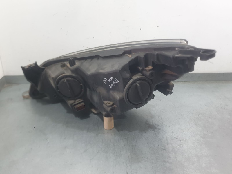 Recambio de faro derecho para opel astra j (p10) 1.6 cdti (68) referencia OEM IAM 13253647  