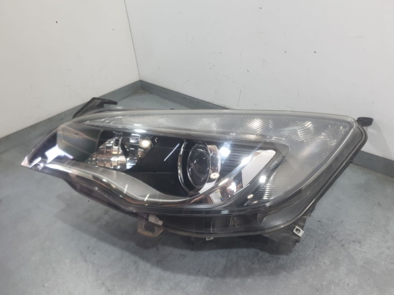Recambio de faro izquierdo para opel astra j (p10) 1.6 cdti (68) referencia OEM IAM 13253646  