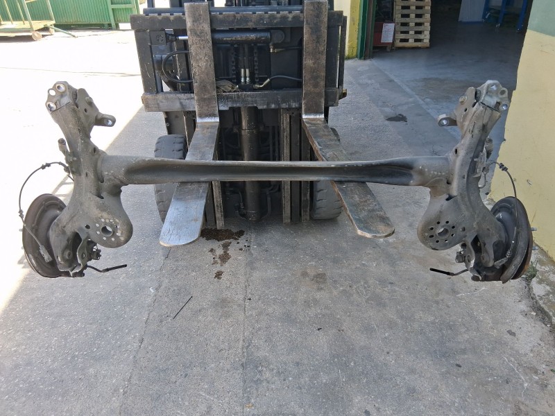 Recambio de puente trasero para opel astra k (b16) 1.4 turbo (68) referencia OEM IAM 39154142 DISCO C/ABS Y 5 TORNILLOS 