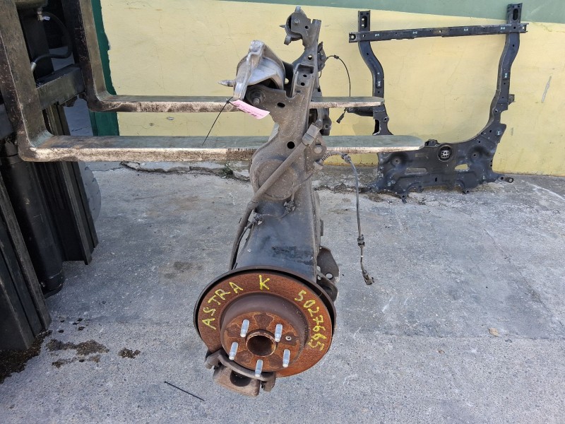 Recambio de puente trasero para opel astra k (b16) 1.4 turbo (68) referencia OEM IAM 39154142 DISCO C/ABS Y 5 TORNILLOS 
